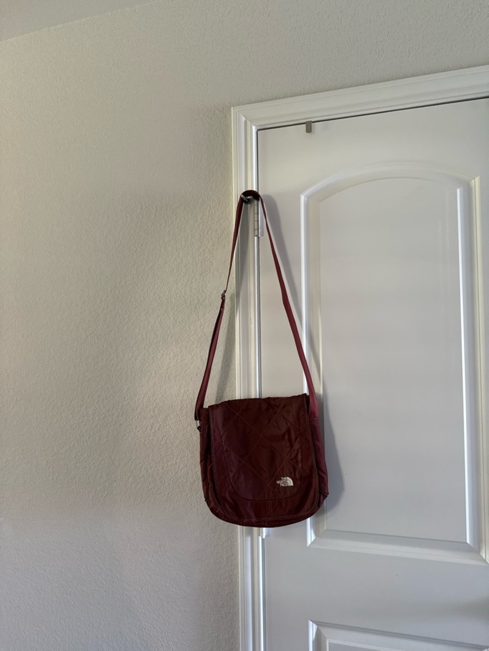 The North Face Quilted Messenger Bag - Wine